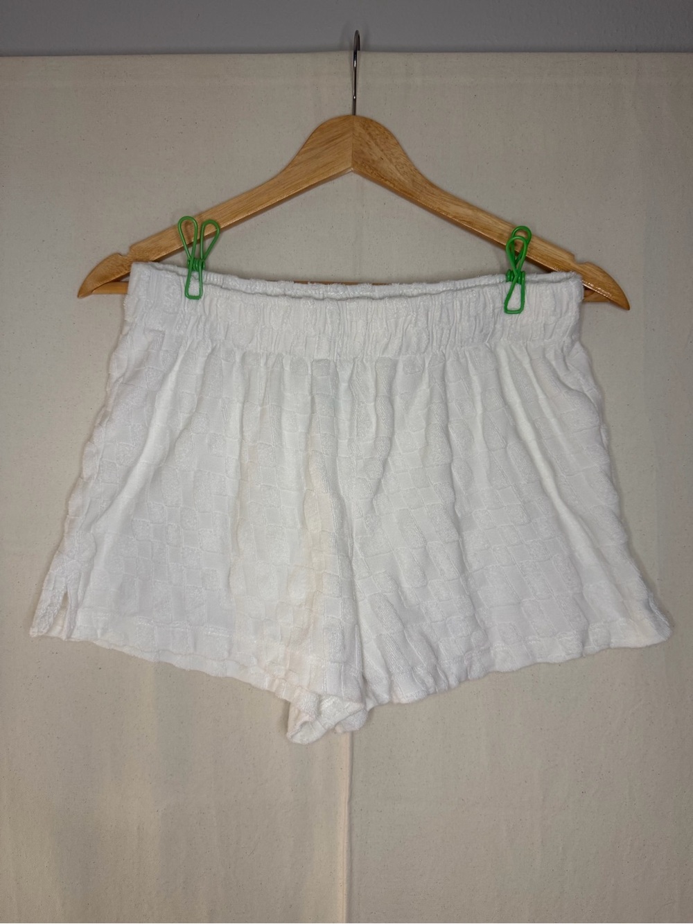 Billabong White Terrycloth Checkered Women's Pull On Shorts